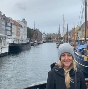 Meet your Posher, Emily